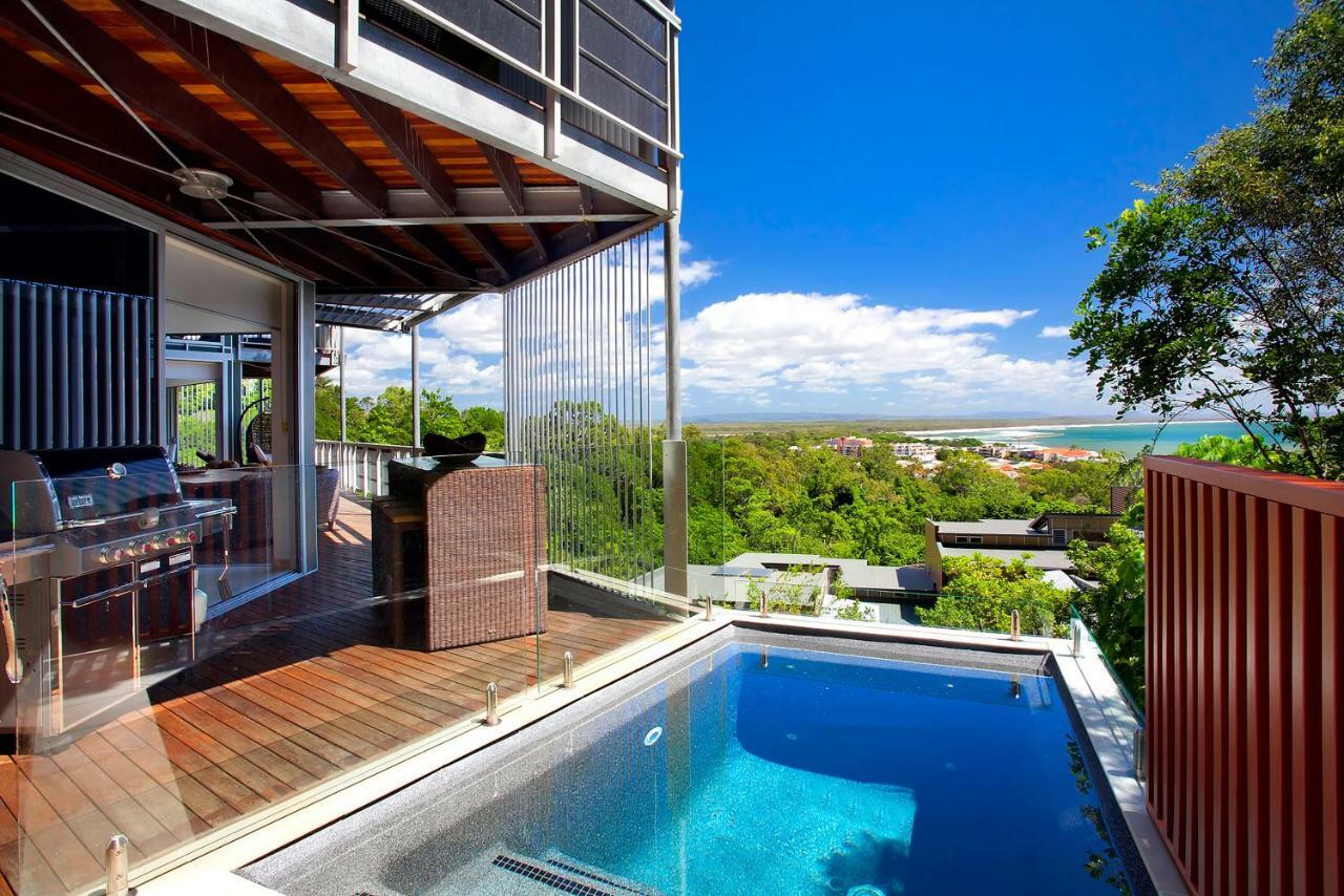 帕帕斯努萨度假村及别墅 外观 照片 A pool at a private residence in Queensland, Australia